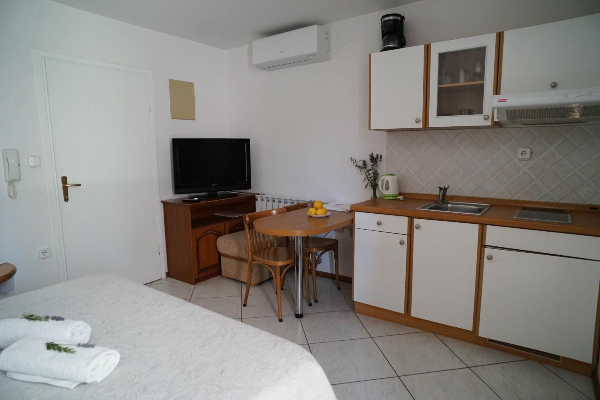 Apartments And Rooms Degra Umag Quarto foto